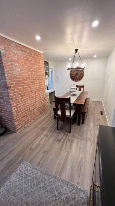 Вілла Red Brick Retreat Блекфут Екстер'єр фото